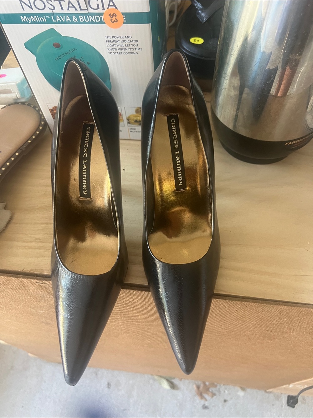 Chinese Laundry Black Pointed-Toe Patent Pump